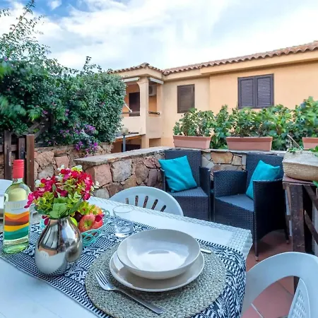 Baia De Bahas Golfo Aranci Apartamento